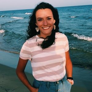 Meet your Posher, Sarah faith